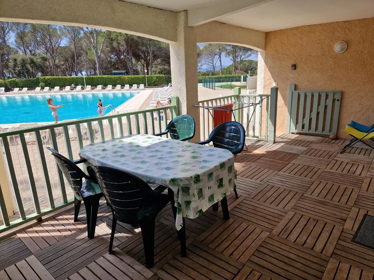 Grand T3 - Terrasse Les Pieds Dans L'Eau - Climatisation Apartment Saint-Raphael